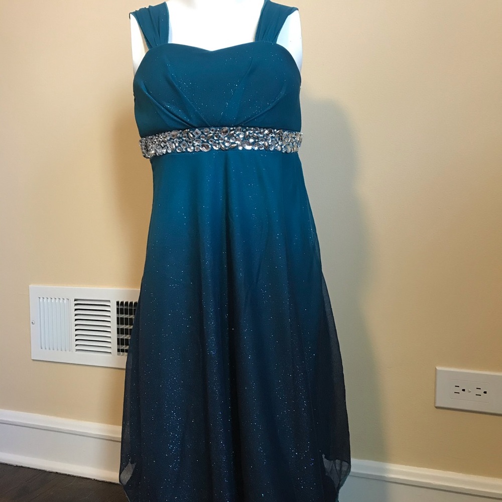 Speechless Teal Ombré Shimmery Dress